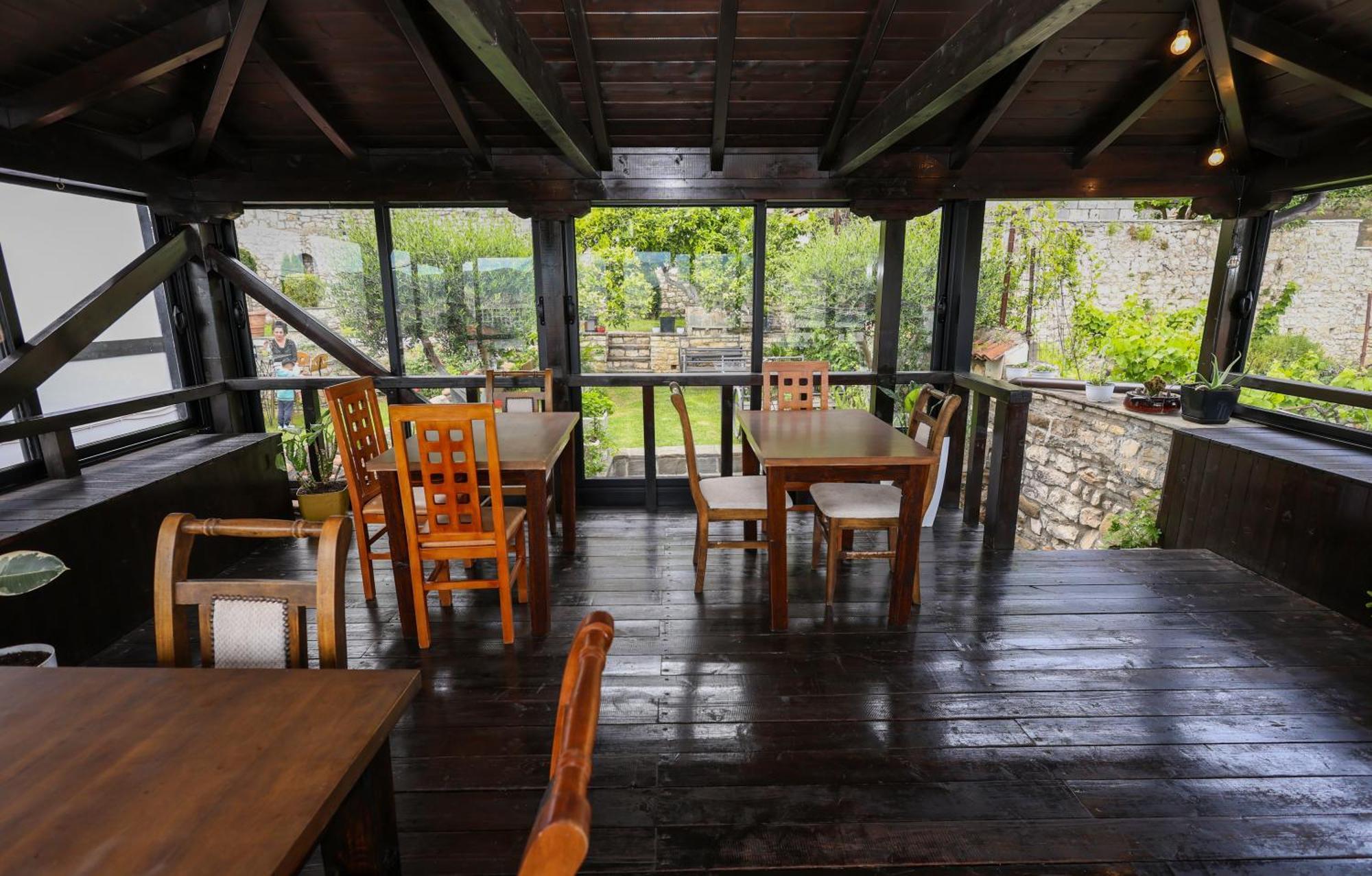 Villa Elmar Berat Exterior photo
